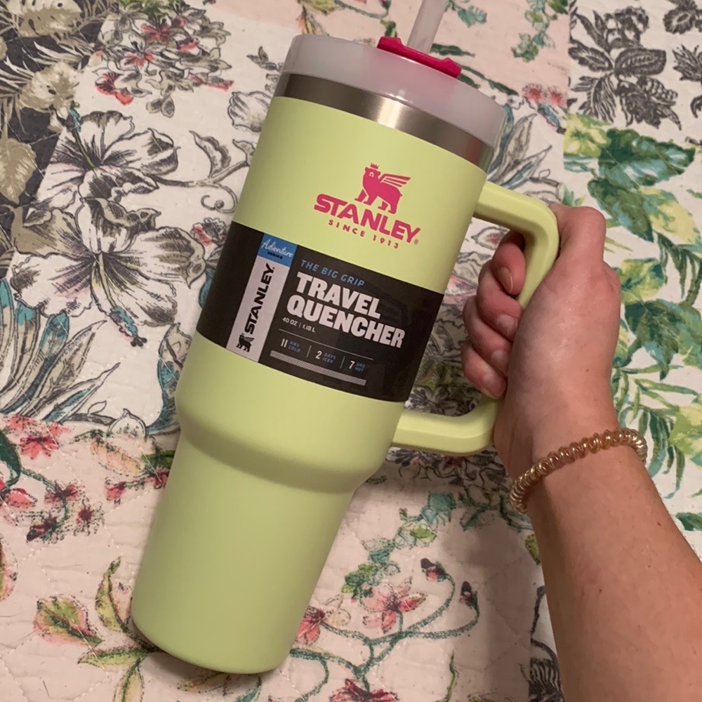 Stanley cup Advencher quencher